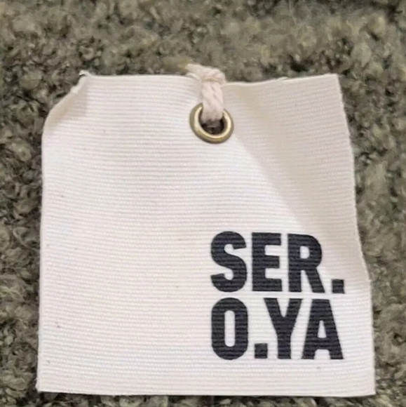 Retrofete SER.O.YA Pull On Turtleneck Style Charlie Mini Sweater Dress - Picture 6 of 10